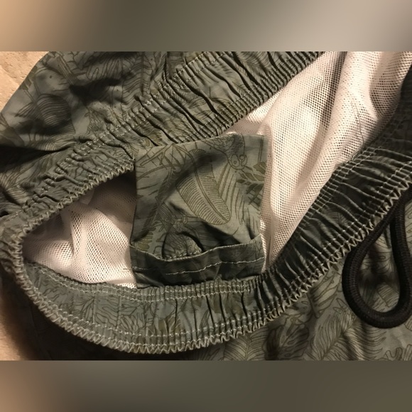 NWT Goodthreads Men’s Swim Trunks - Picture 16 of 16